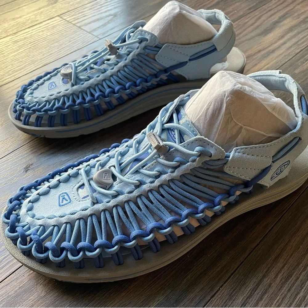 Keen Blue Sandals with Woven Design and Open Back - Picture 3 of 11